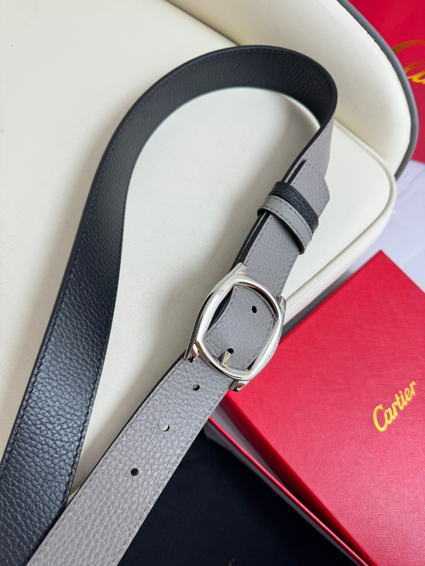 1WK173PDE Stylish  High quality belt With full package