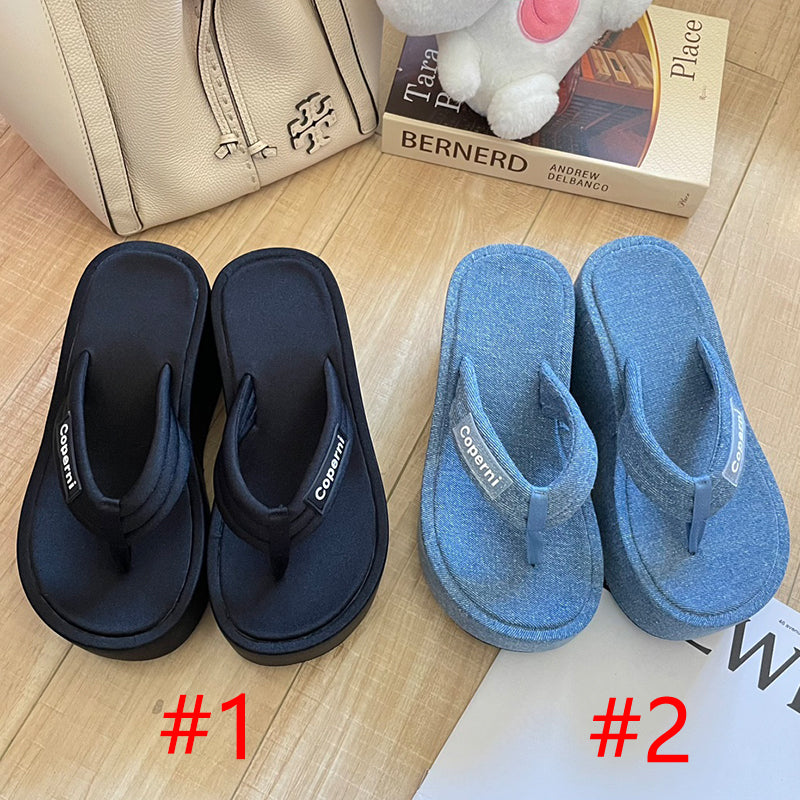 14A92ZDE Stylish Slippers