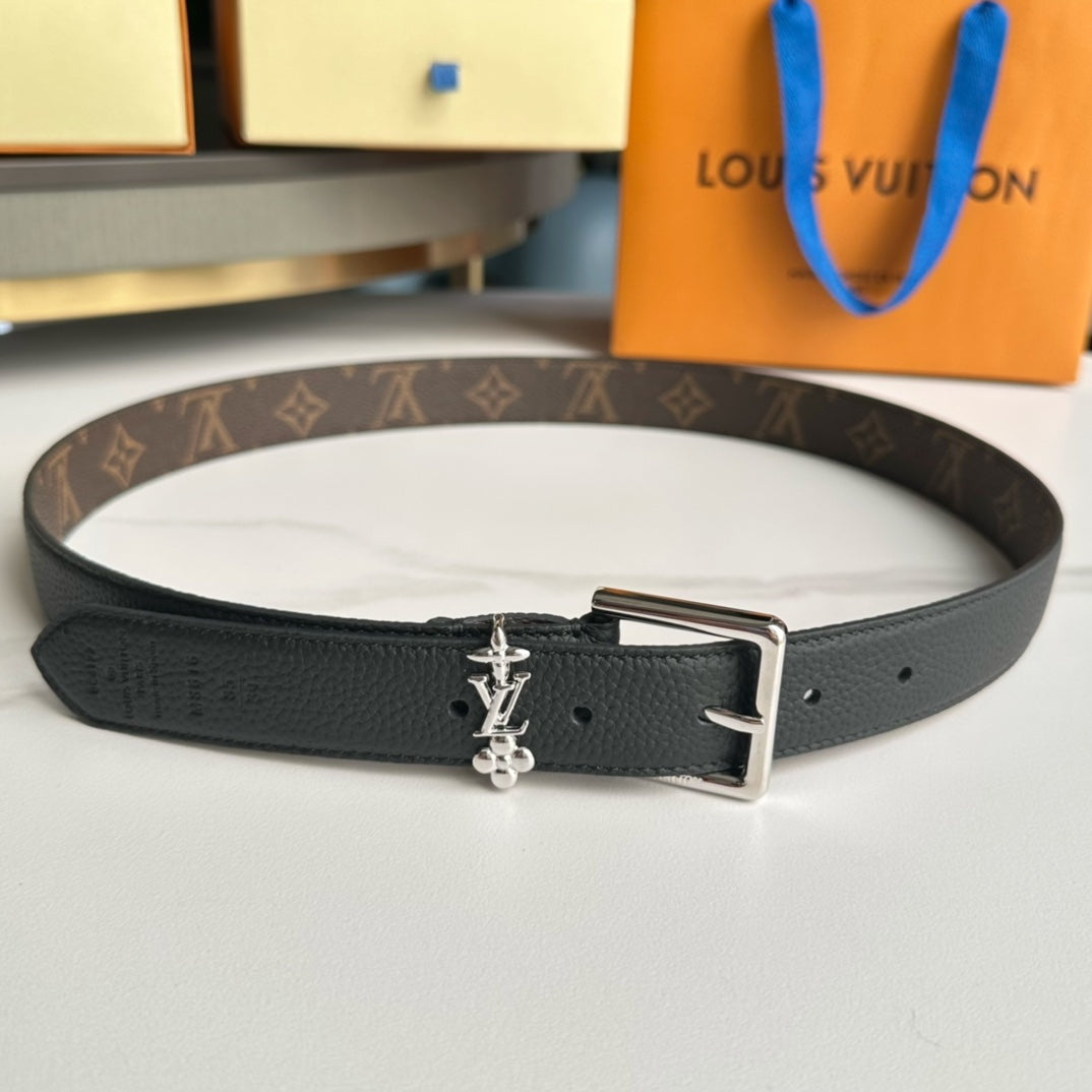 14E6PDE Stylish  High quality belt With full package