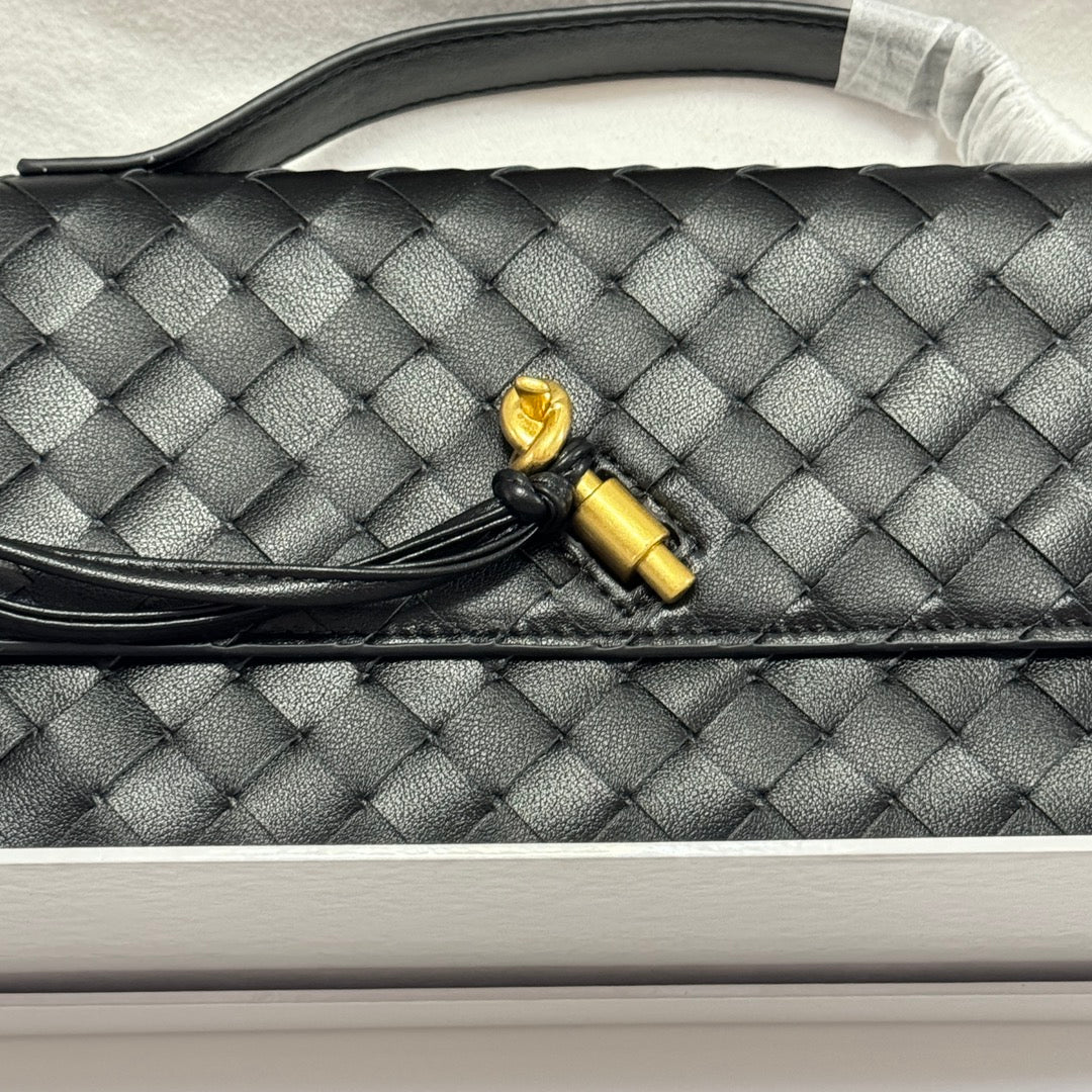 1XA380BDE Stylish leather bag 