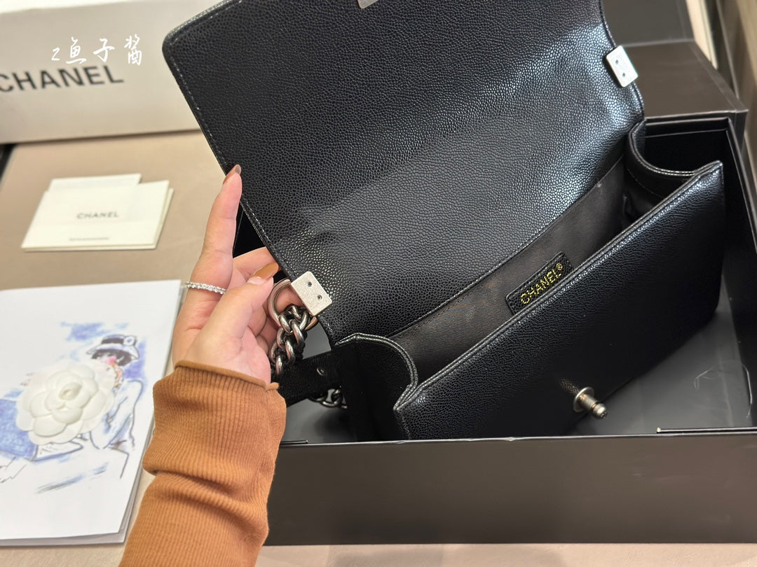6XC138BDE Stylish leather bag 