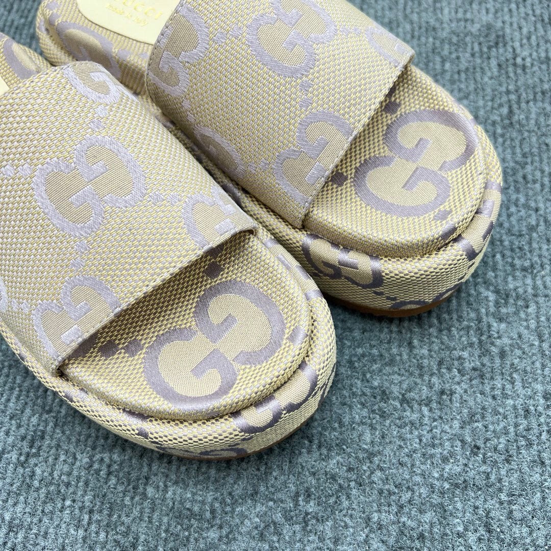 54B122ZDE Stylish slippers  Sole thickness 5.5cm