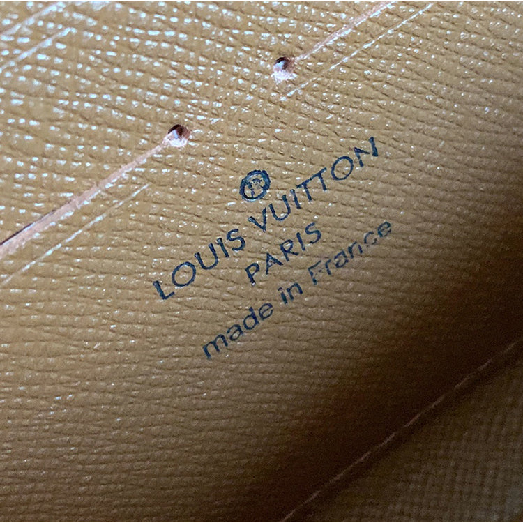 1E03BDE Stylish leather wallets