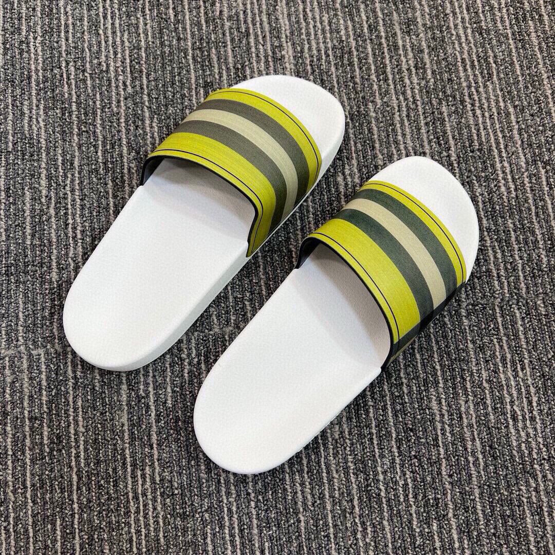 535ZR261ZDE Stylish Slippers