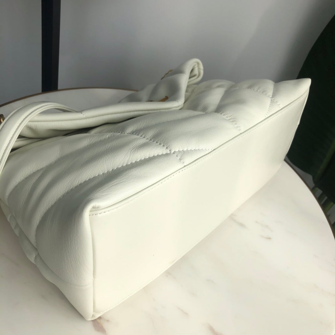 1XSL266BDE Stylish leather bag 