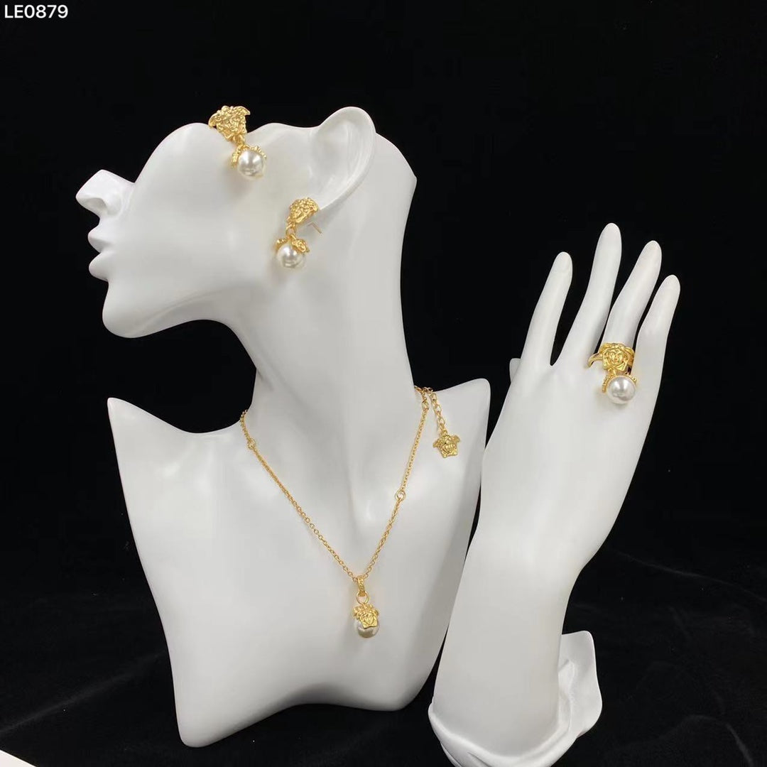 175RV60XDE Stylish Necklaces . Earrings.Rings