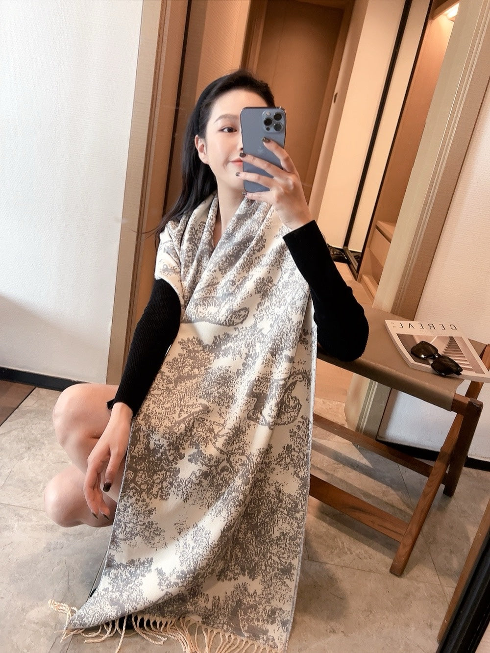 185ZD13WDE Stylish Winter Scarves