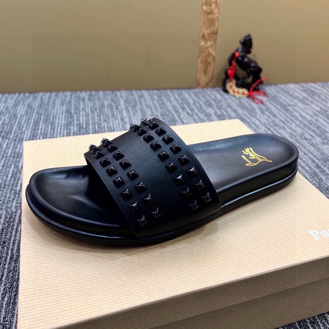 54A126ZDE Stylish slippers