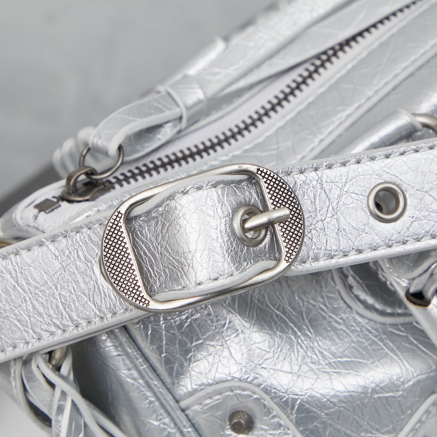 2WJ21BDE Stylish leather bag