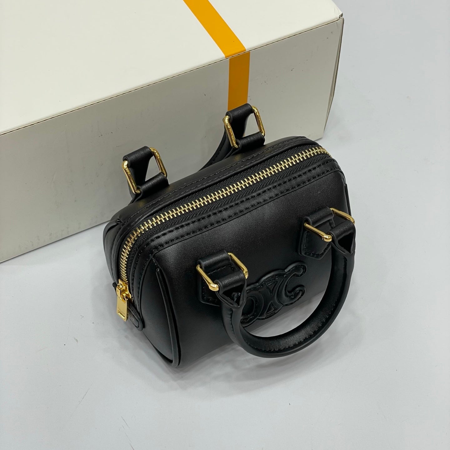155NN27BDE Stylish leather bag