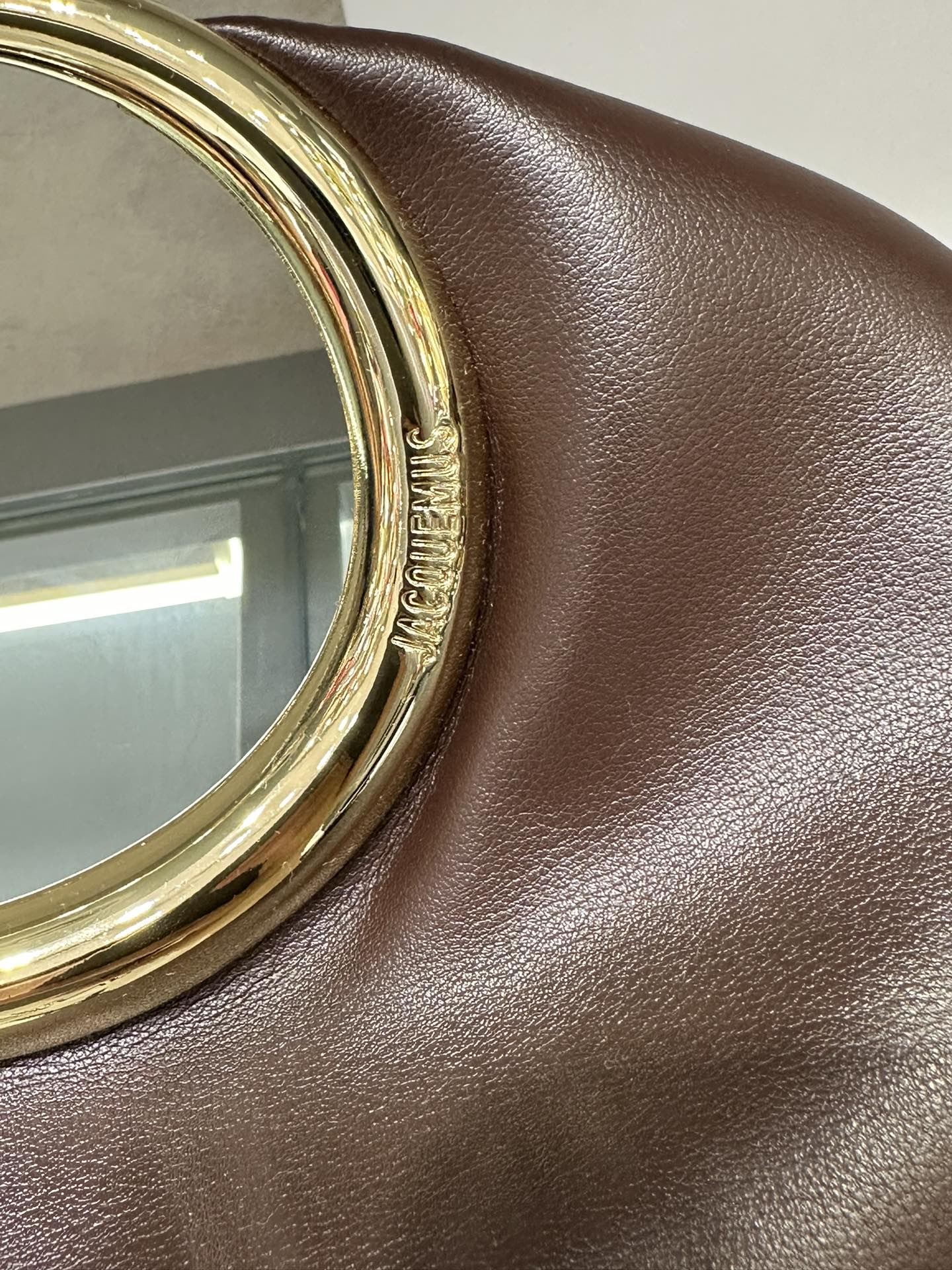 155NA12BDE Stylish leather bag