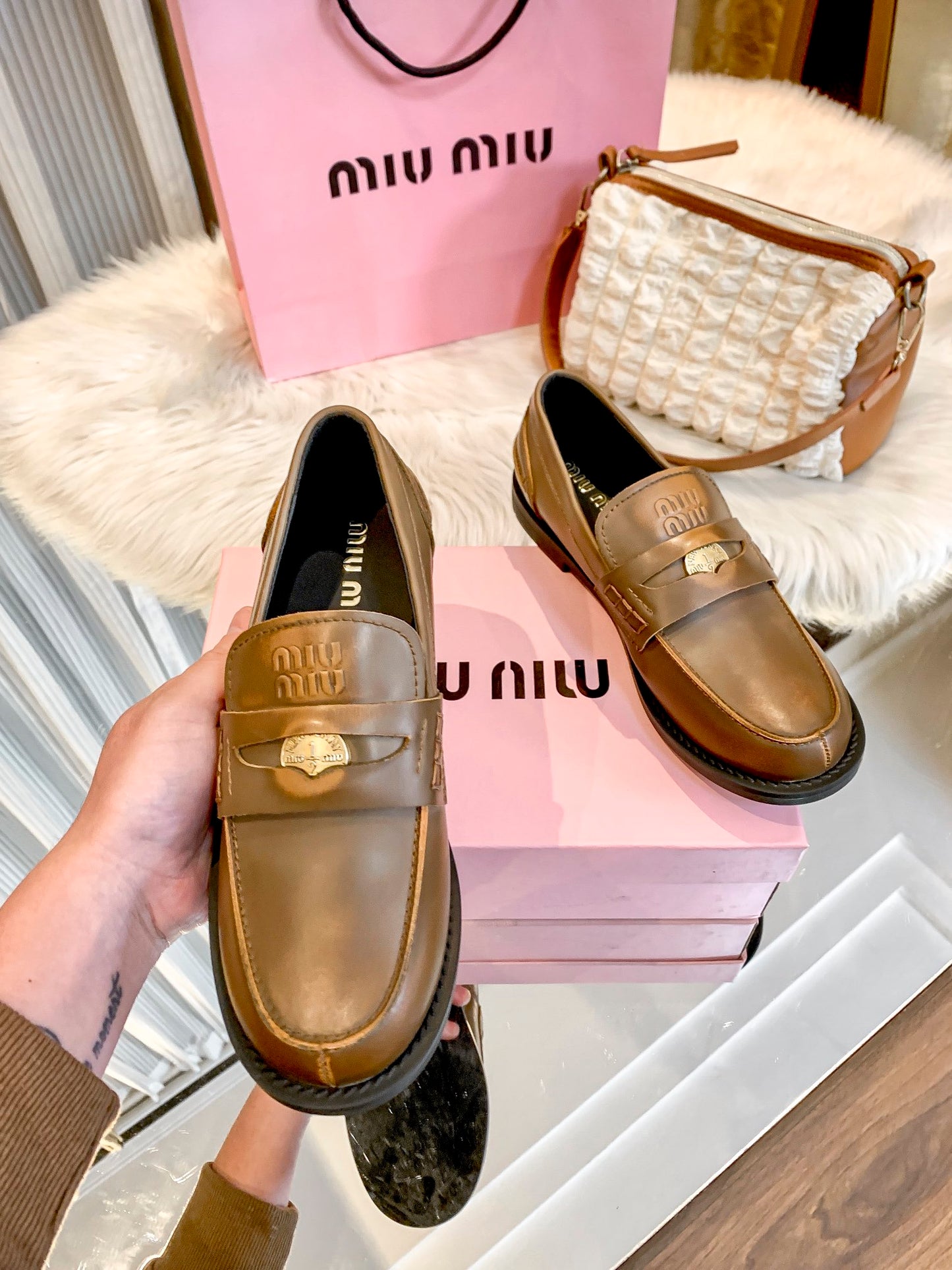 1WA262ZDE Stylish Casual shoes