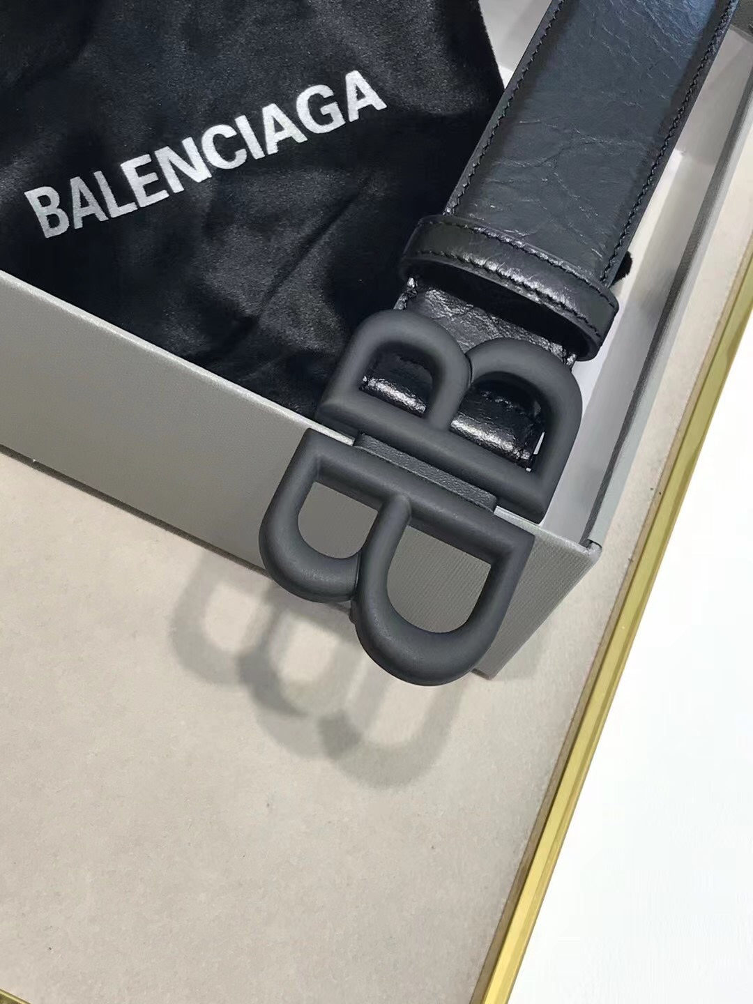 255RJ6PDE Stylish  High quality belt With full package