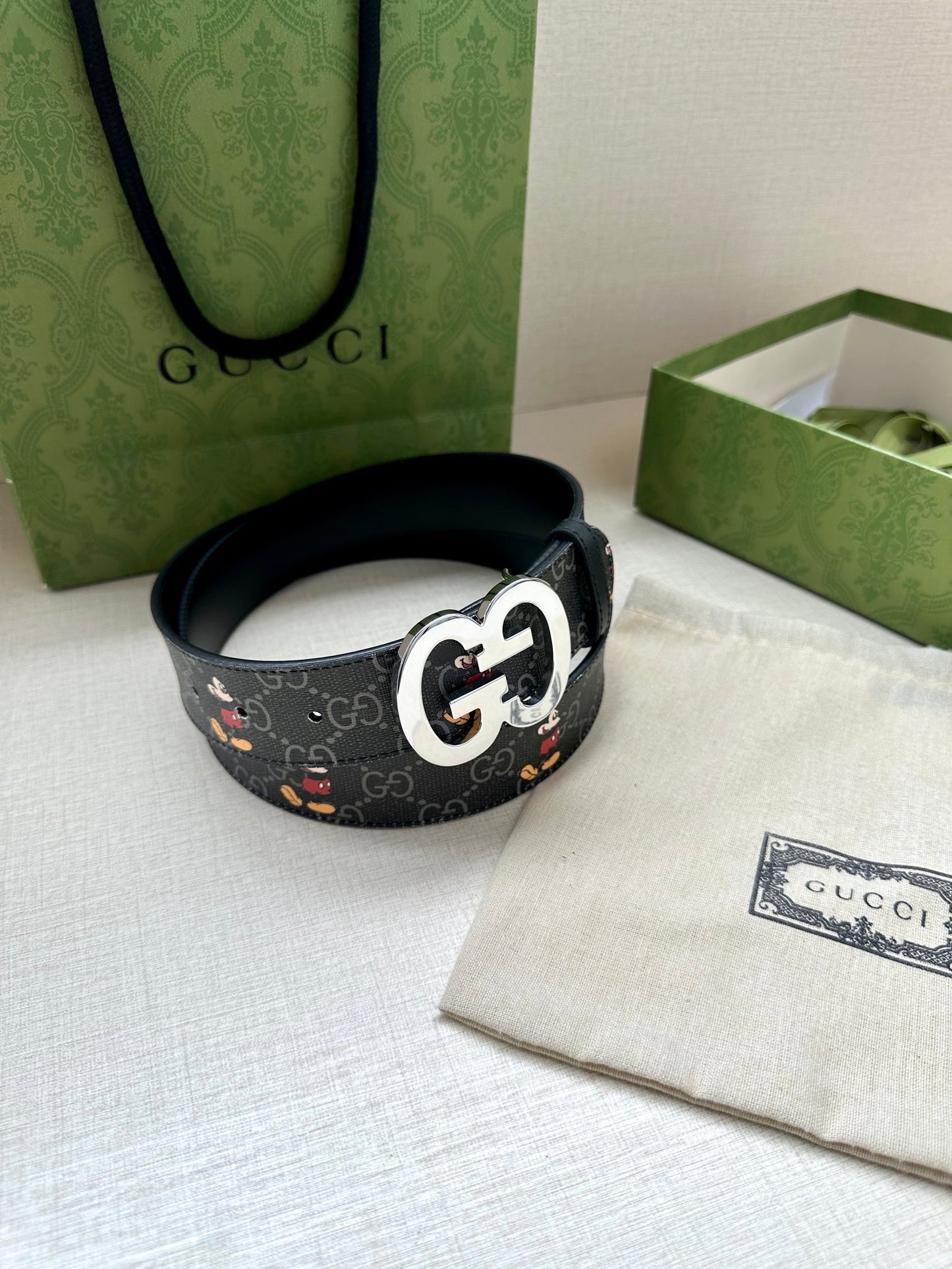 155RB229PDE Stylish  High quality belt With full package