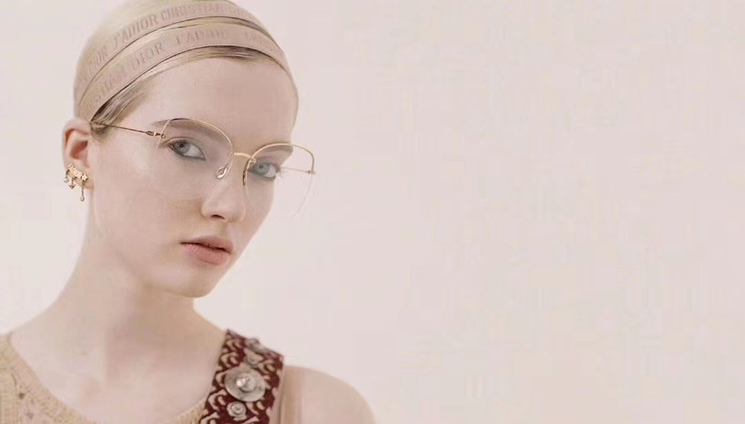 1YD424EDE Stylish Earrings