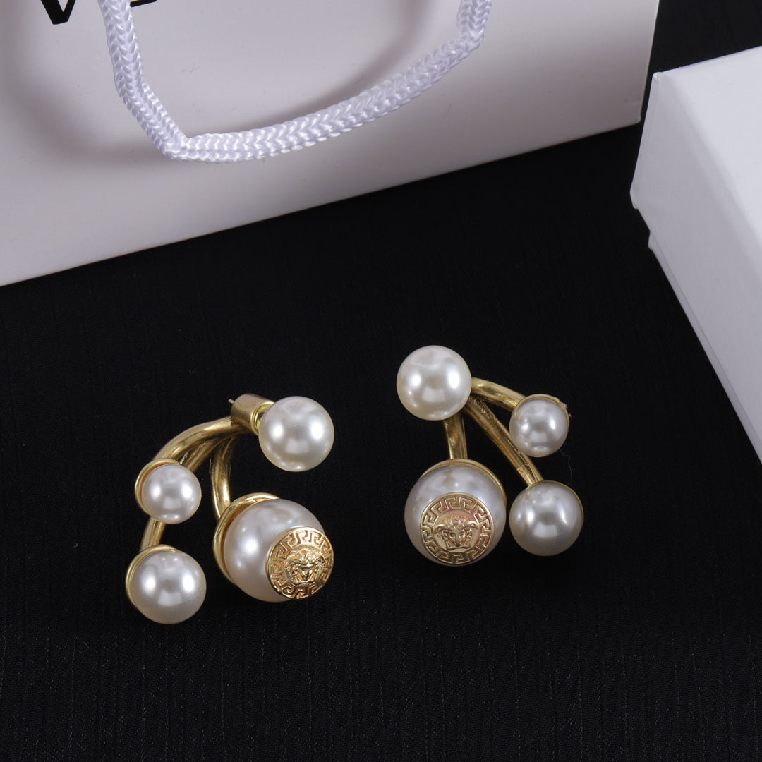 14V277EDE Stylish Earrings