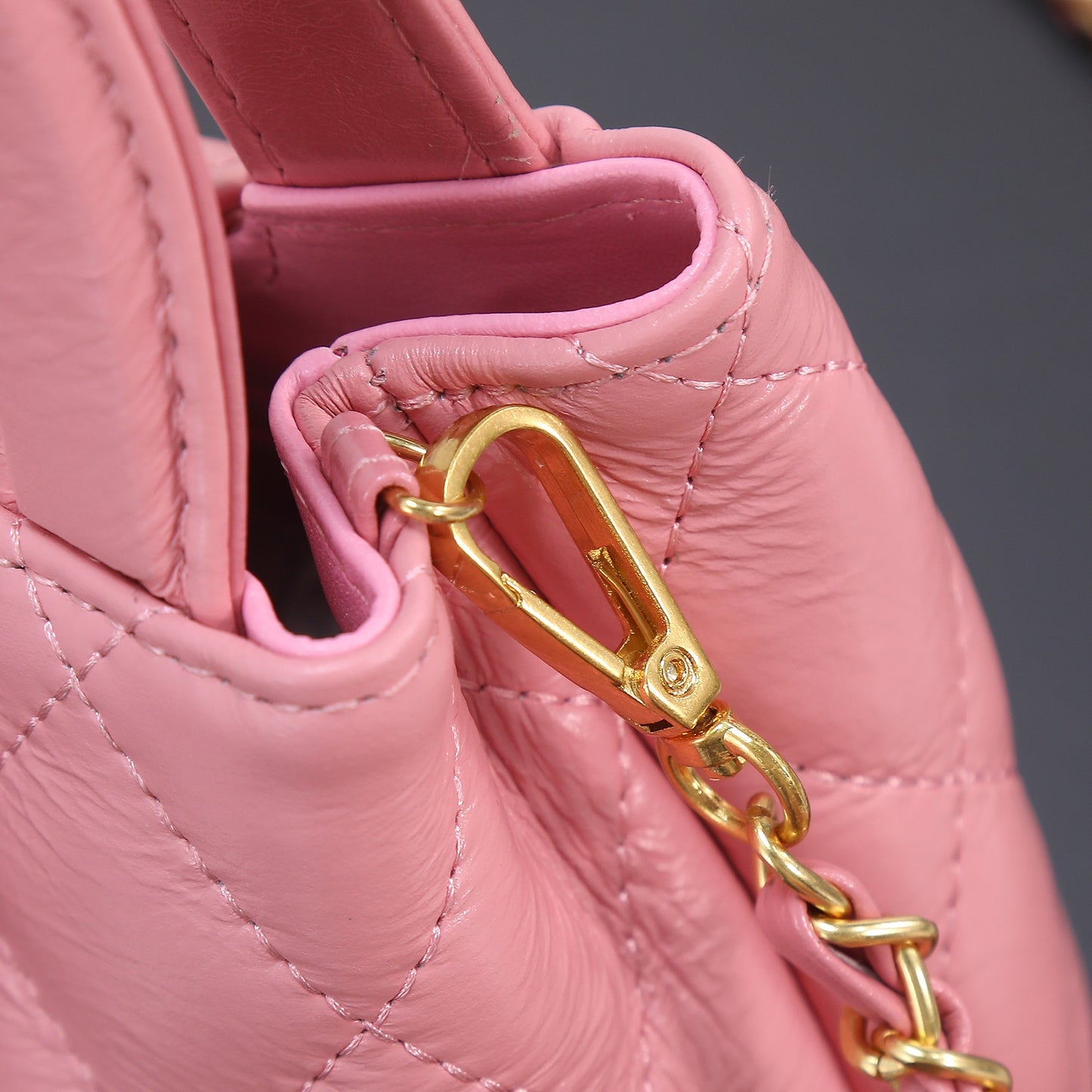 2XC130BDE Stylish leather bag 