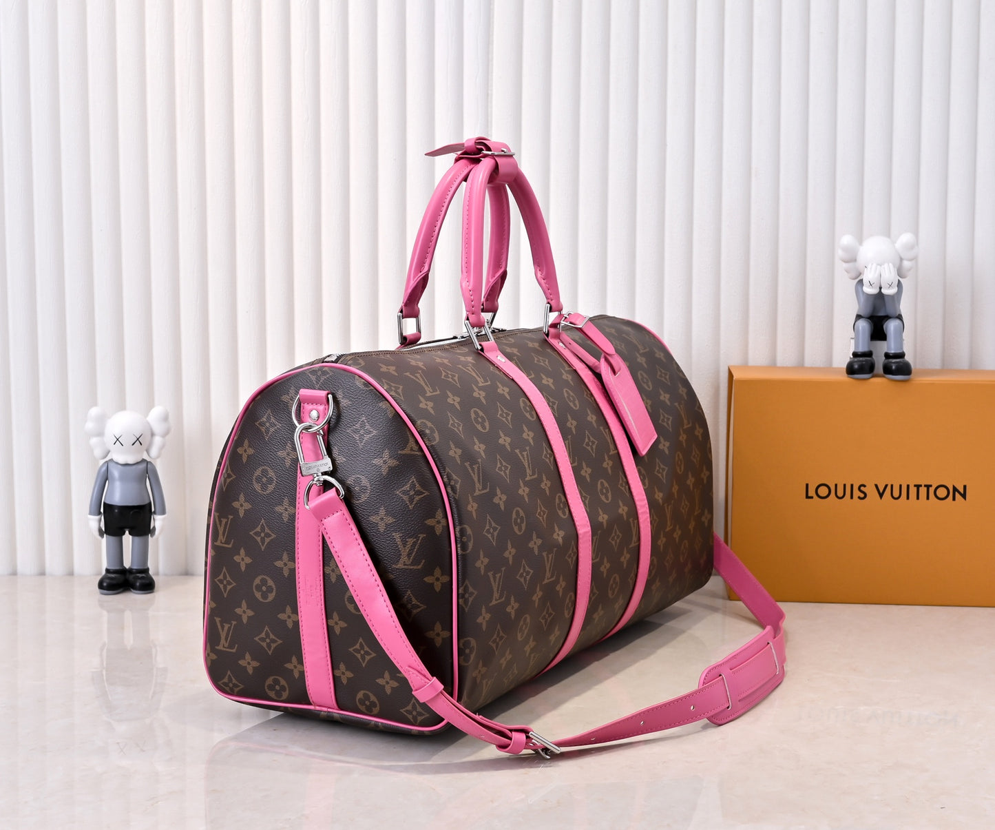 165NE89BDE Stylish leather luggage bags