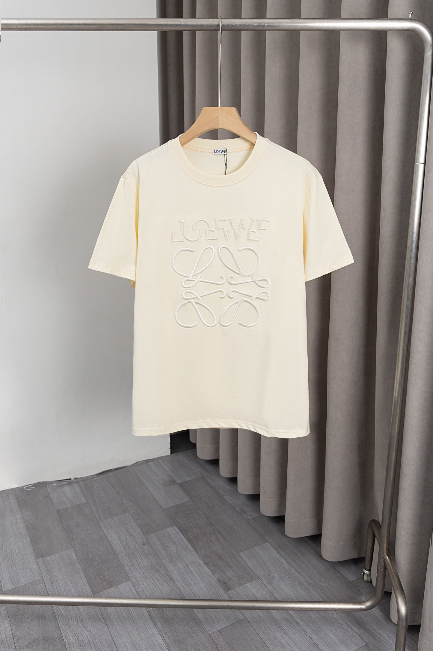 1ZA550UDE Stylish T-shirts