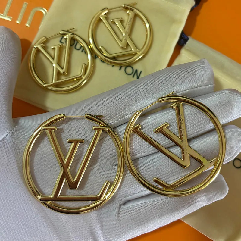 1XE1EDE Stylish Earrings