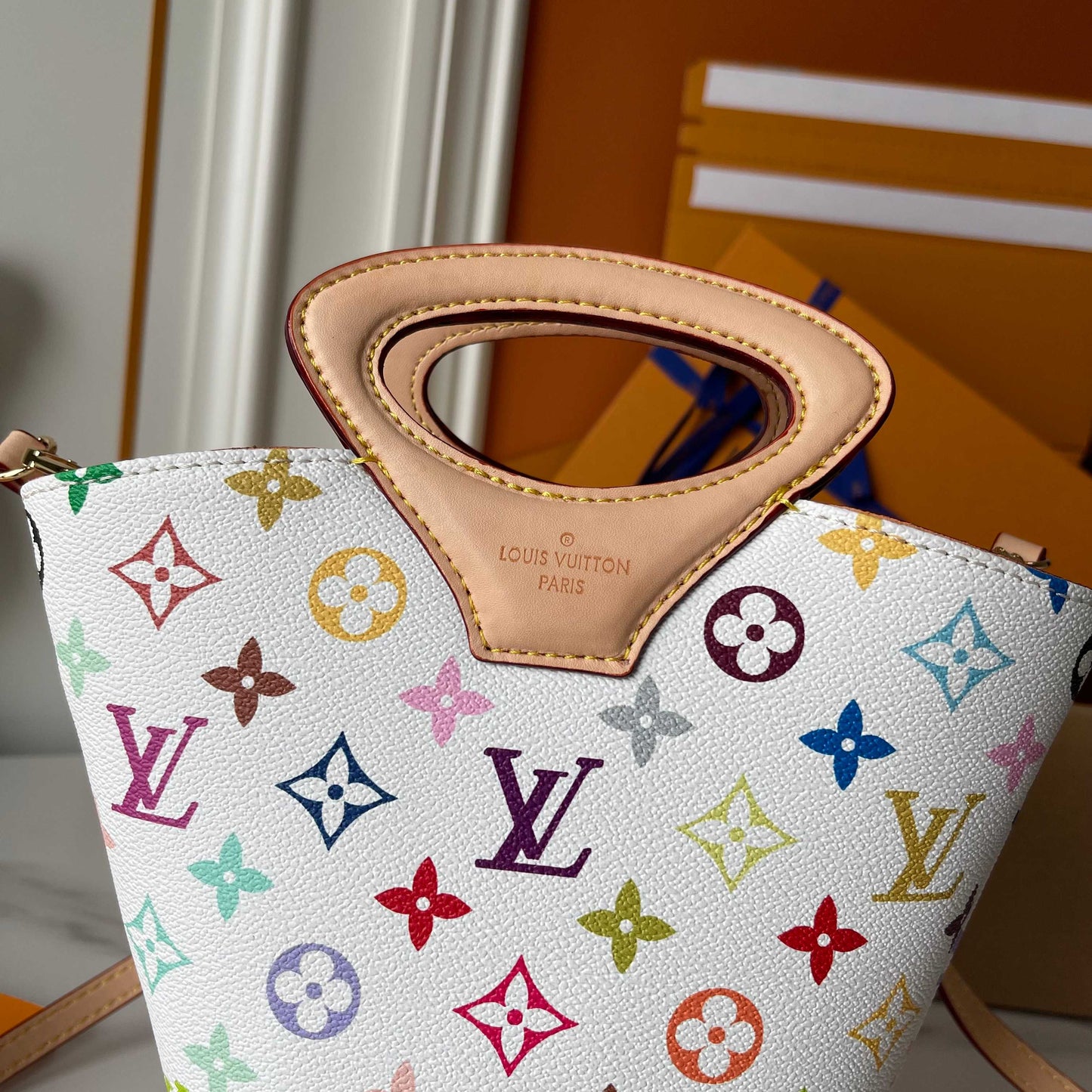 155NE80BDE Stylish leather bag