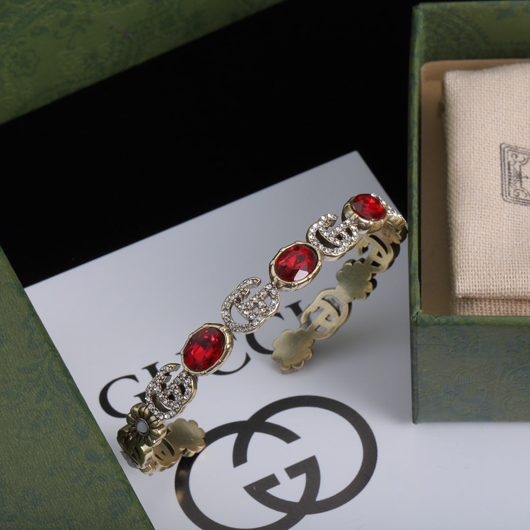 14B397KDE Stylish Bracelets