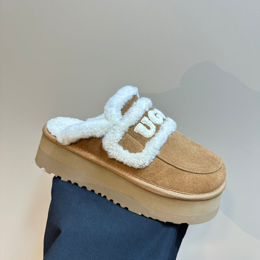 1JU24ZDE Stylish Slippers