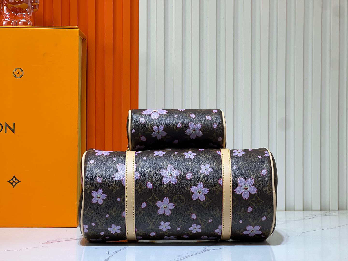 155NE61BDE Stylish leather bag