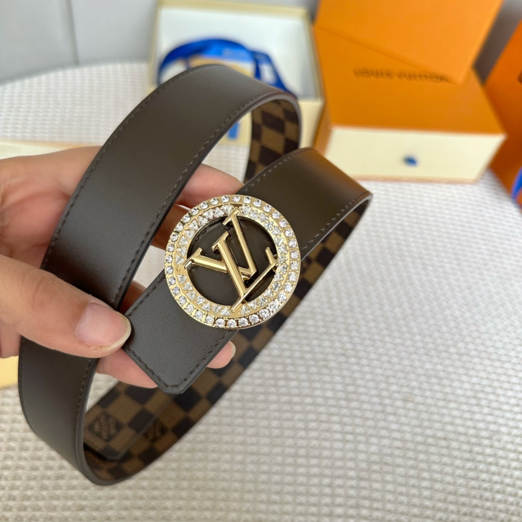 14E128PDE Stylish  High quality belt With full package