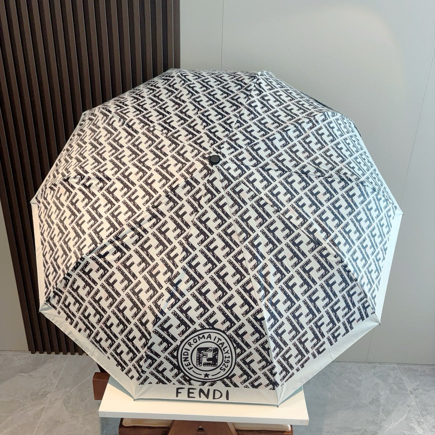 15RF120SDE Stylish UV resistant umbrella