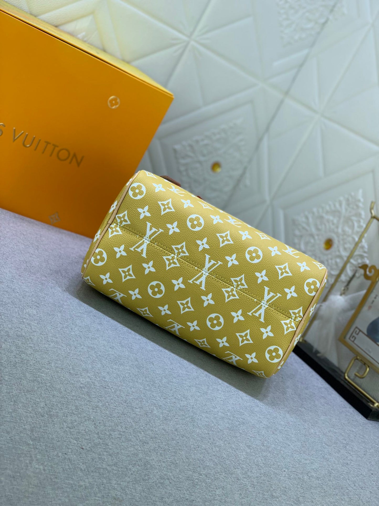 2XE268BDE Stylish leather bag 