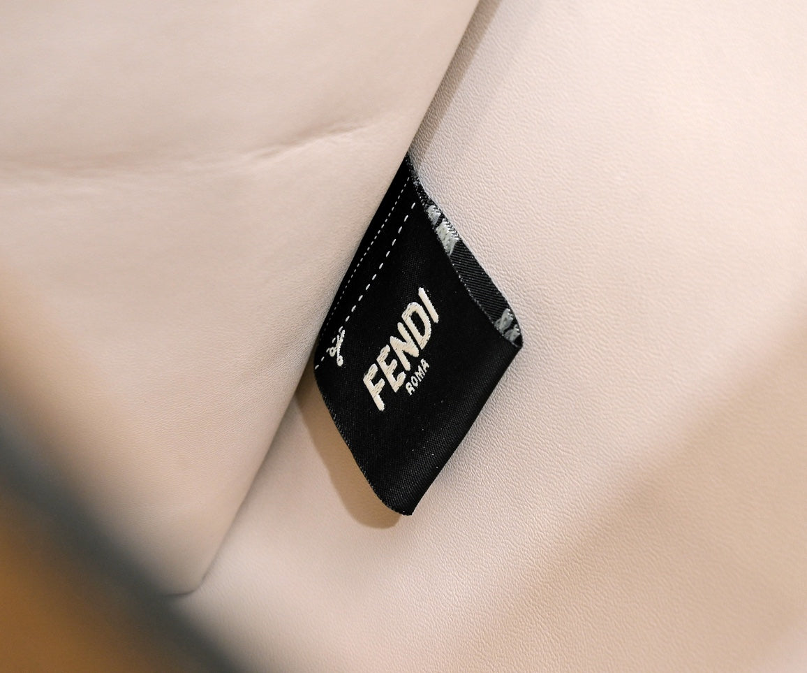 2XE41BDE Stylish leather bag 