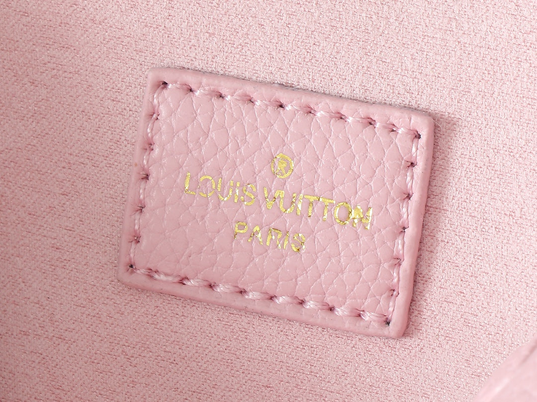 15XE3BDE Stylish leather bag