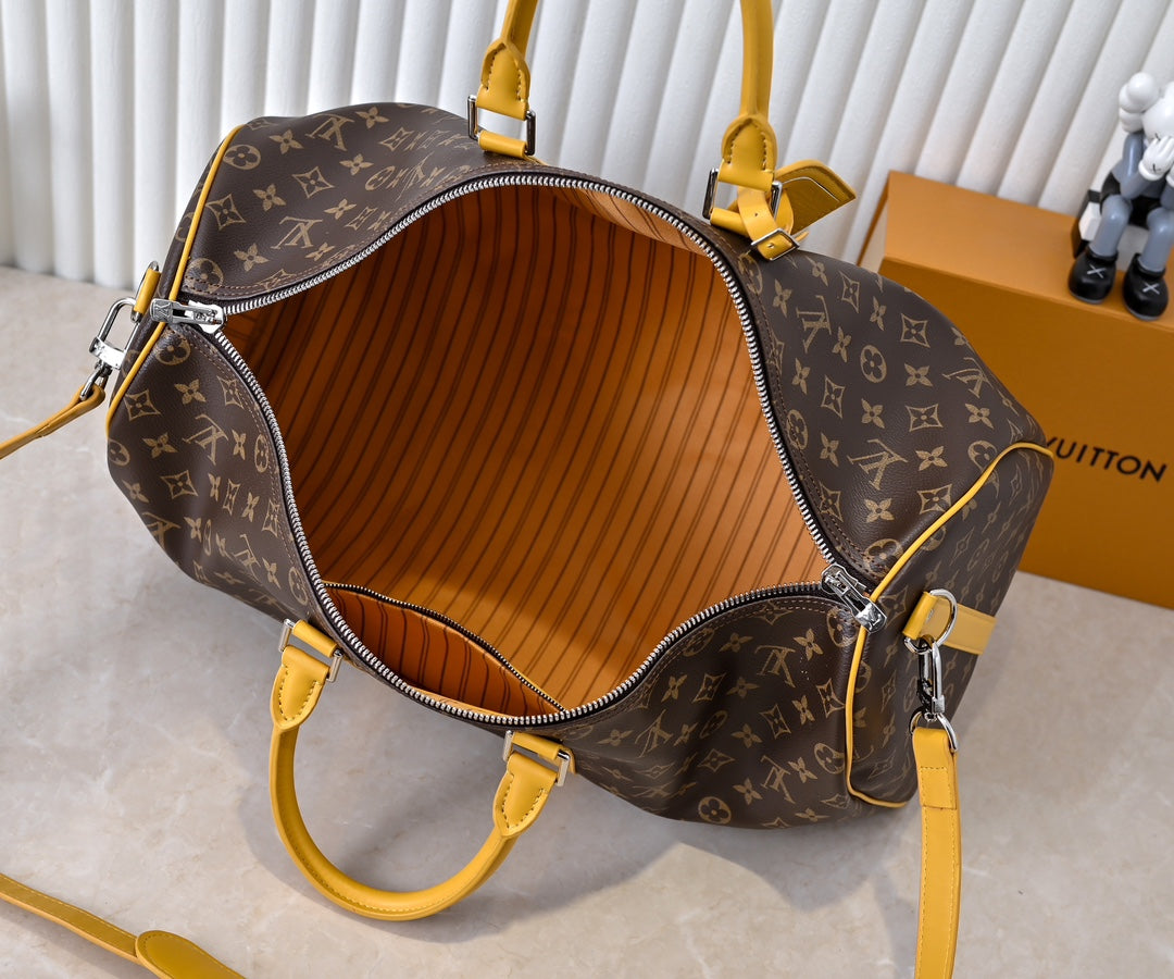 165NE88BDE Stylish leather luggage bags