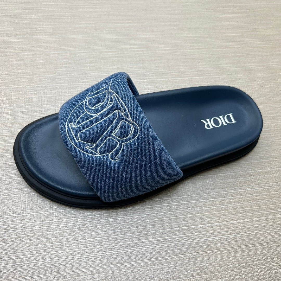 54D168ZDE Stylish leather slippers