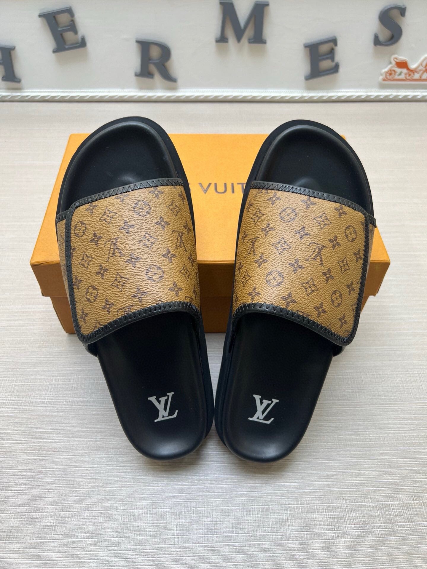 5WE246ZDE Stylish Slippers