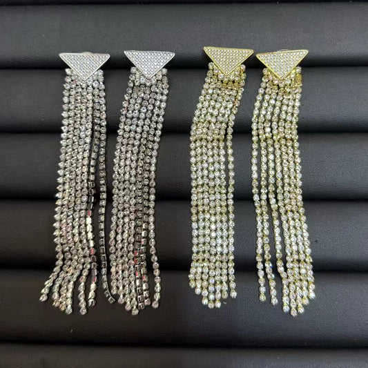 14PD934EDE Stylish Earrings