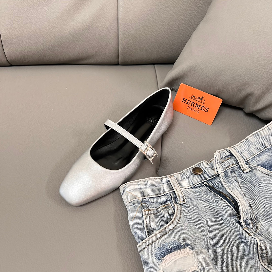 1JE1ZDE Stylish leather  boots