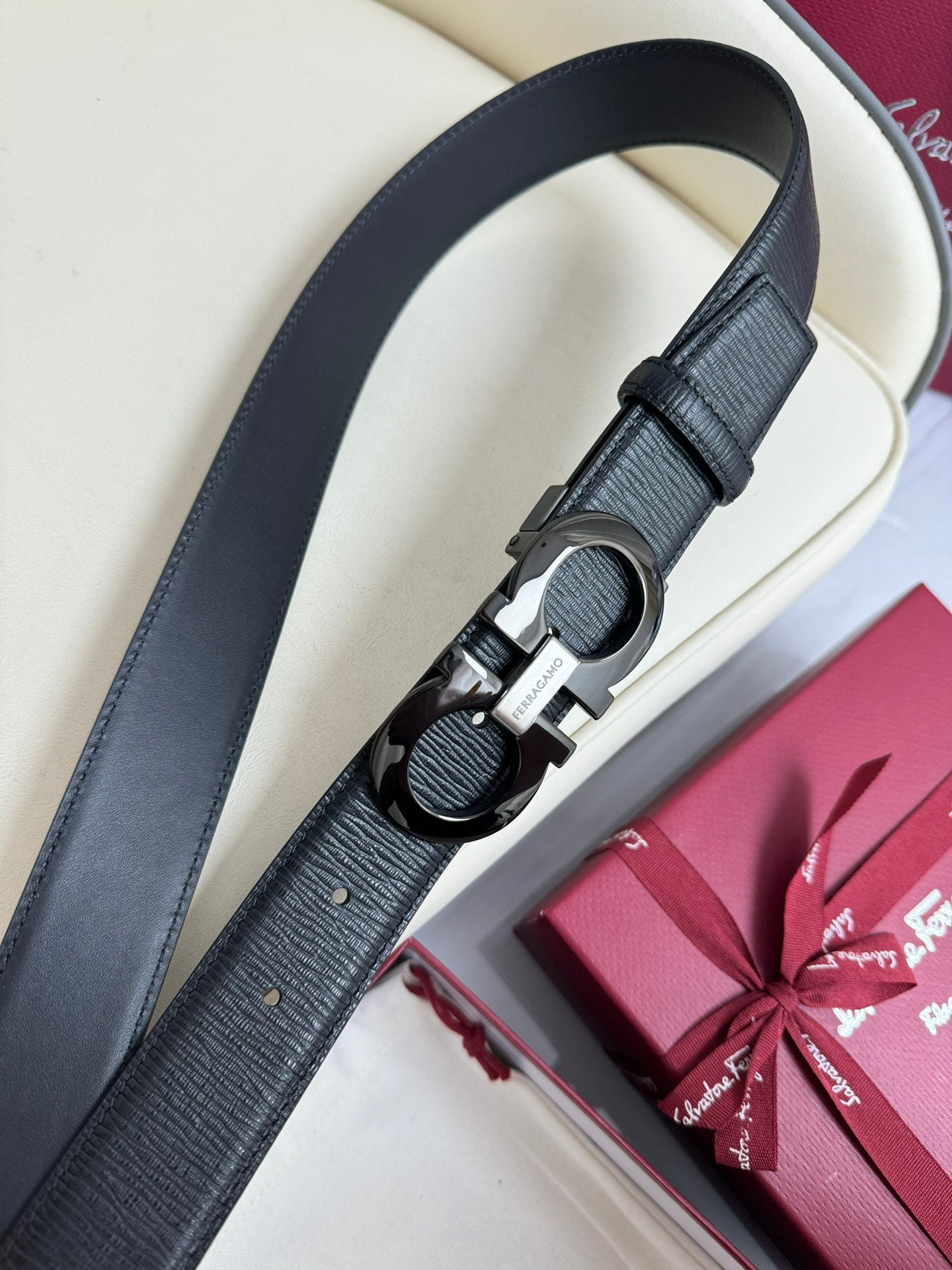 1WA171PDE Stylish  High quality belt With full package