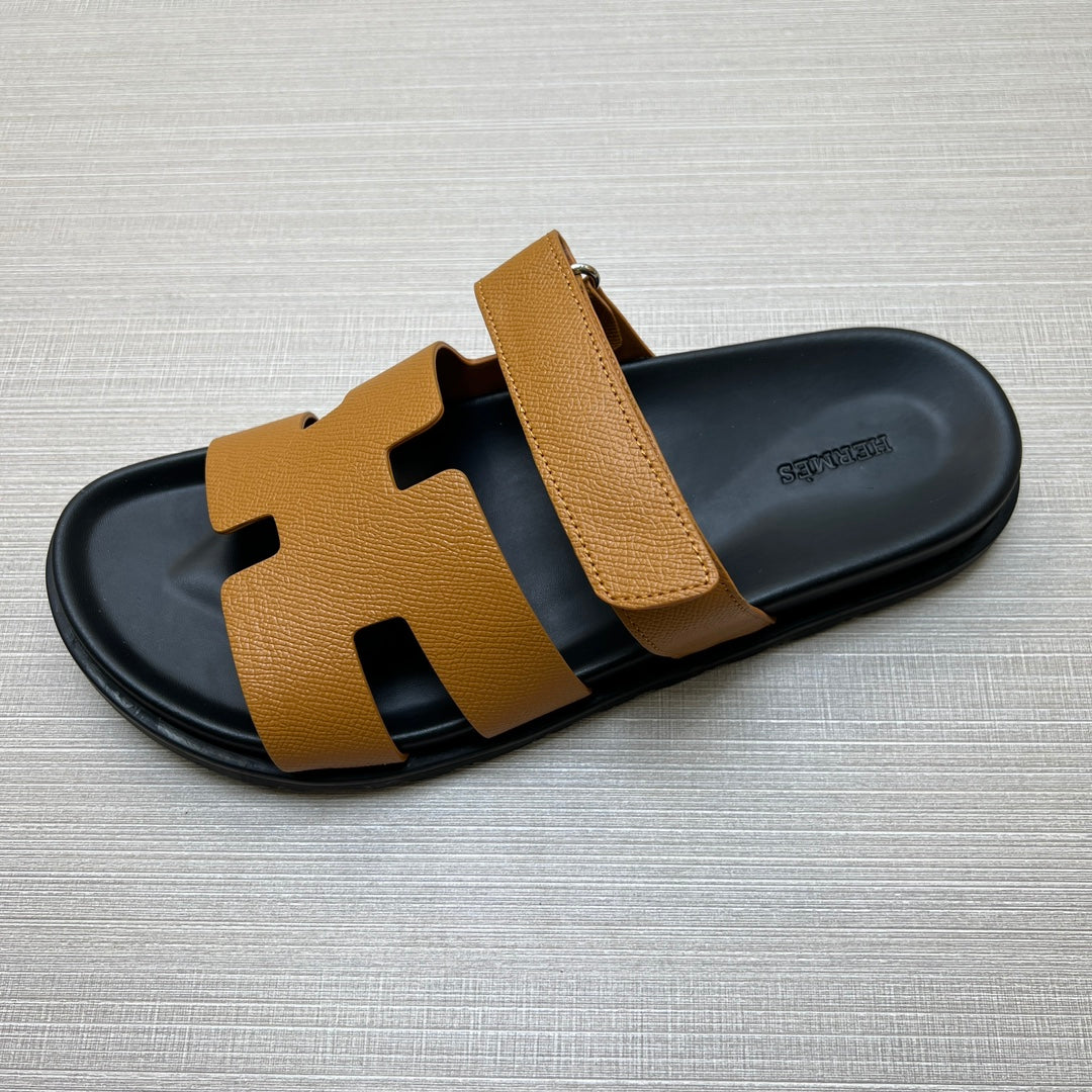 54H1ZDE Stylish slippers