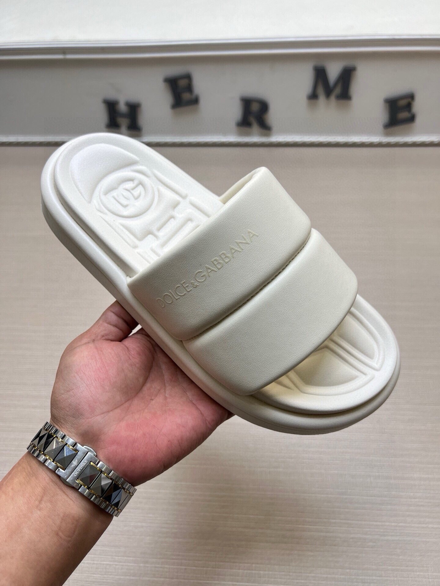 535ZA268ZDE Stylish Slippers