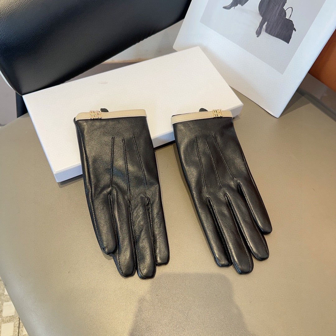 14A74SDE Stylish gloves