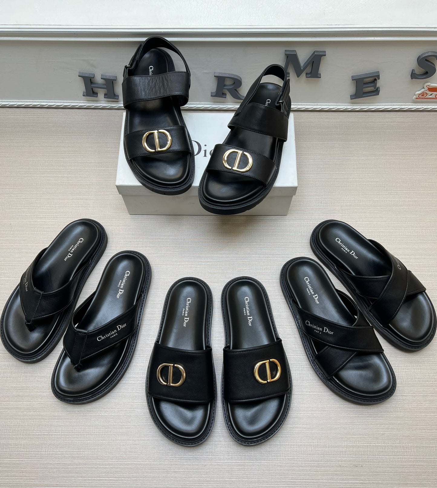 54D115ZDE Stylish slippers
