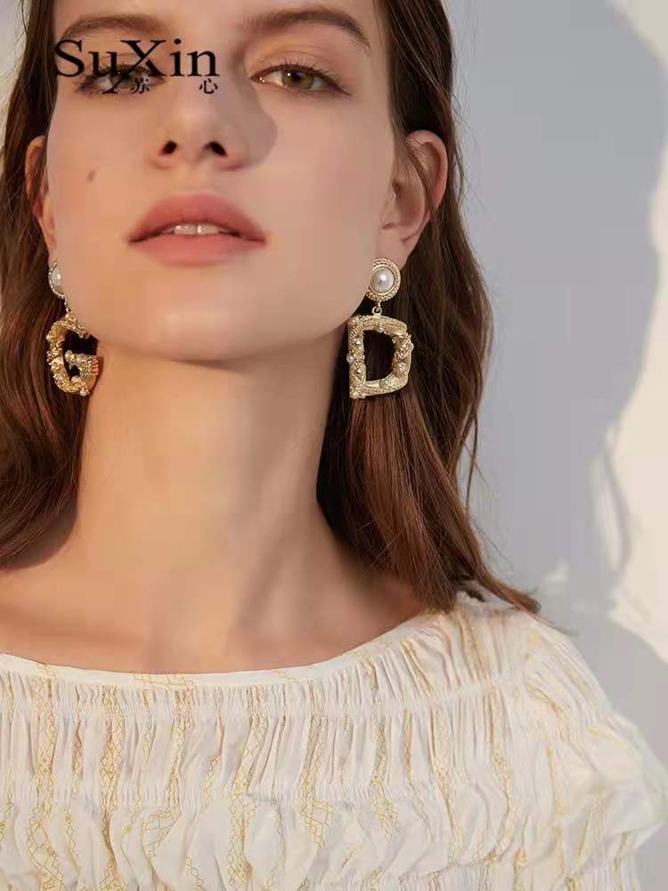 1NA134EDE Stylish Earrings