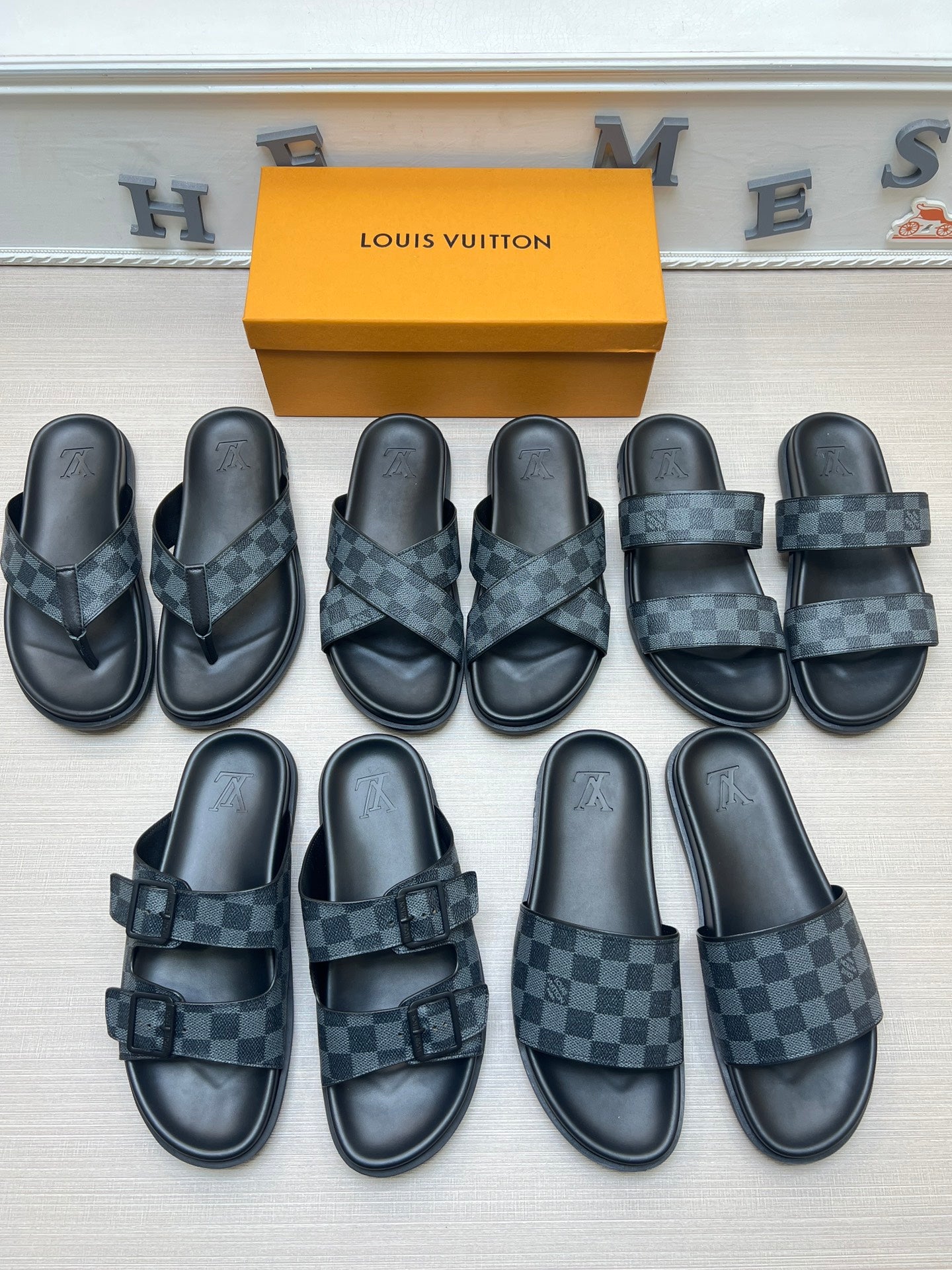54E59ZDE Stylish slippers