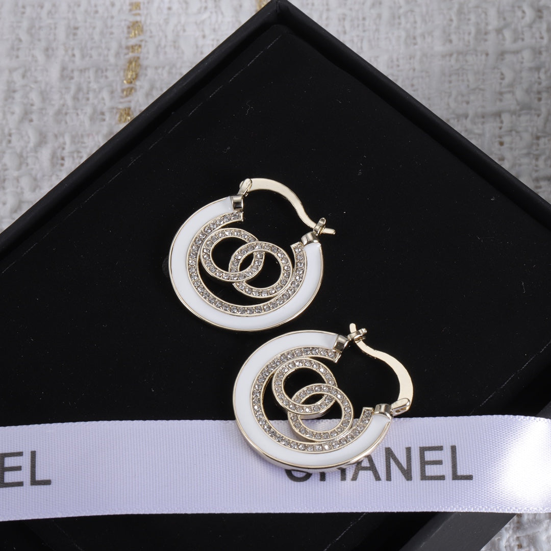 14C270EDE Stylish Earrings