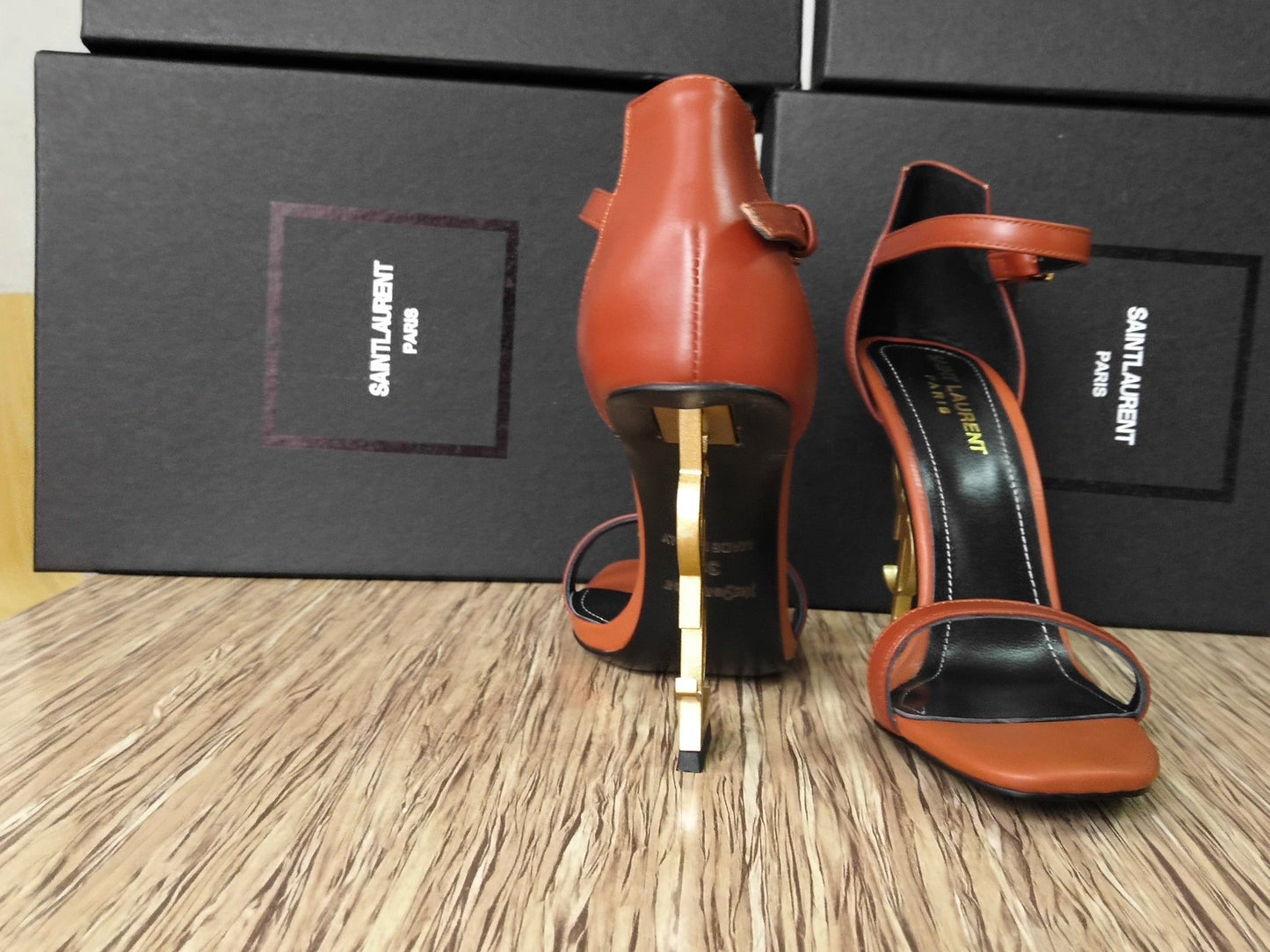 2XSL146ZDE Stylish leather high heels Heel high: 10.5cm