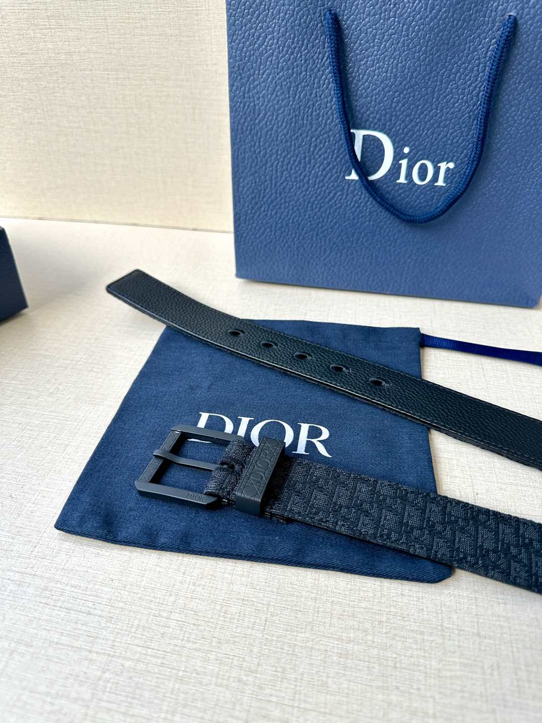1WD156PDE Stylish  High quality belt With full package