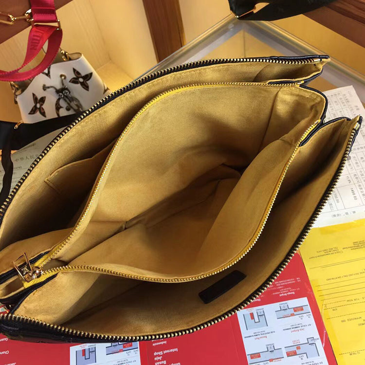 2E42BDE Stylish leather bag 