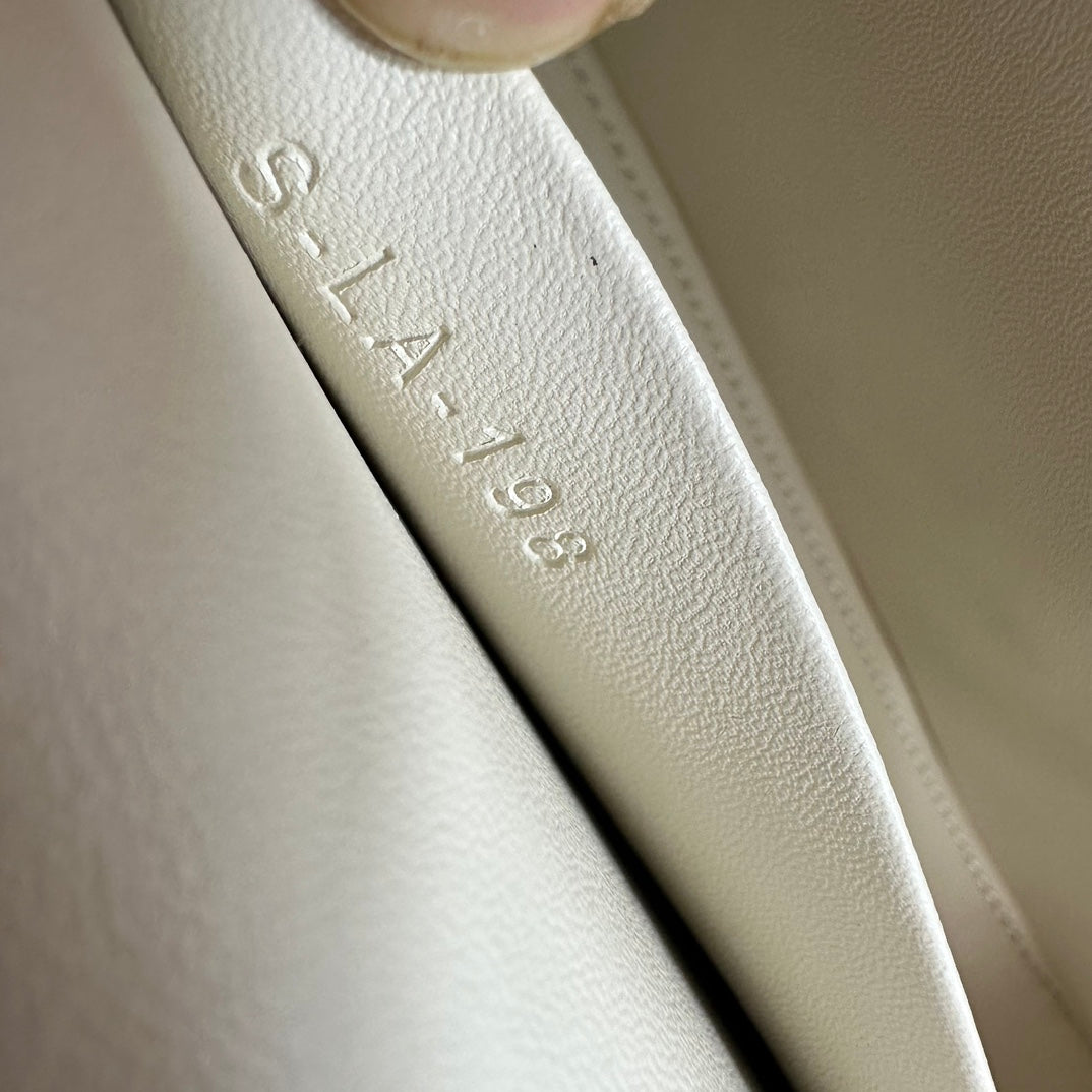 1XCL286BDE Stylish leather bag 